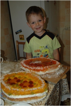 Торт «Ягодное удовольствие».