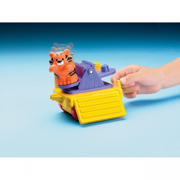 Fisher Price Паравозик Маленькие человечки "Музыкальный зоопарк" 12+