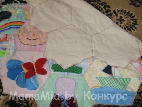 Развивающий коврик. Игрушки своими руками.